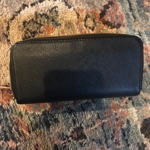 Black wallet